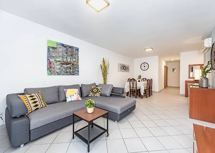 Casa Limoeiro - * Portimao